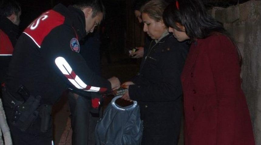 Esnafa Sahte Para Veren Şahıslar Yakalandı