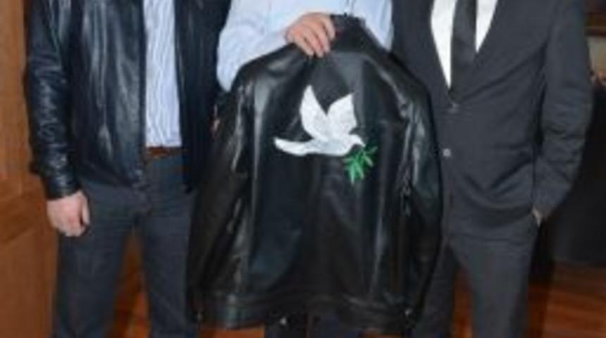 Belediye Başkanı Tartan&rsquo;a Barış Montu