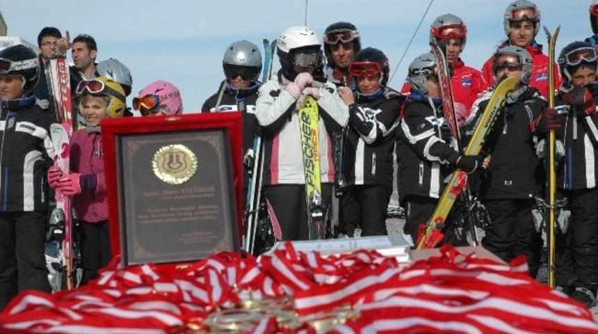 B&uuml;y&uuml;kşehir Belediyesinden Kayak Kursu