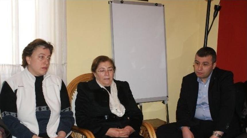 Ak Parti &Ccedil;ankaya İl&ccedil;e Teşkilatı Ve Ankara Milletvekili Gezici'den Azize Tereza Kilisesi'ne Ziyaret