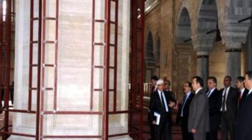 Sabancı Merkez Camisi&rsquo;ne 1,5 Milyon Tl'lik İklimlendirme