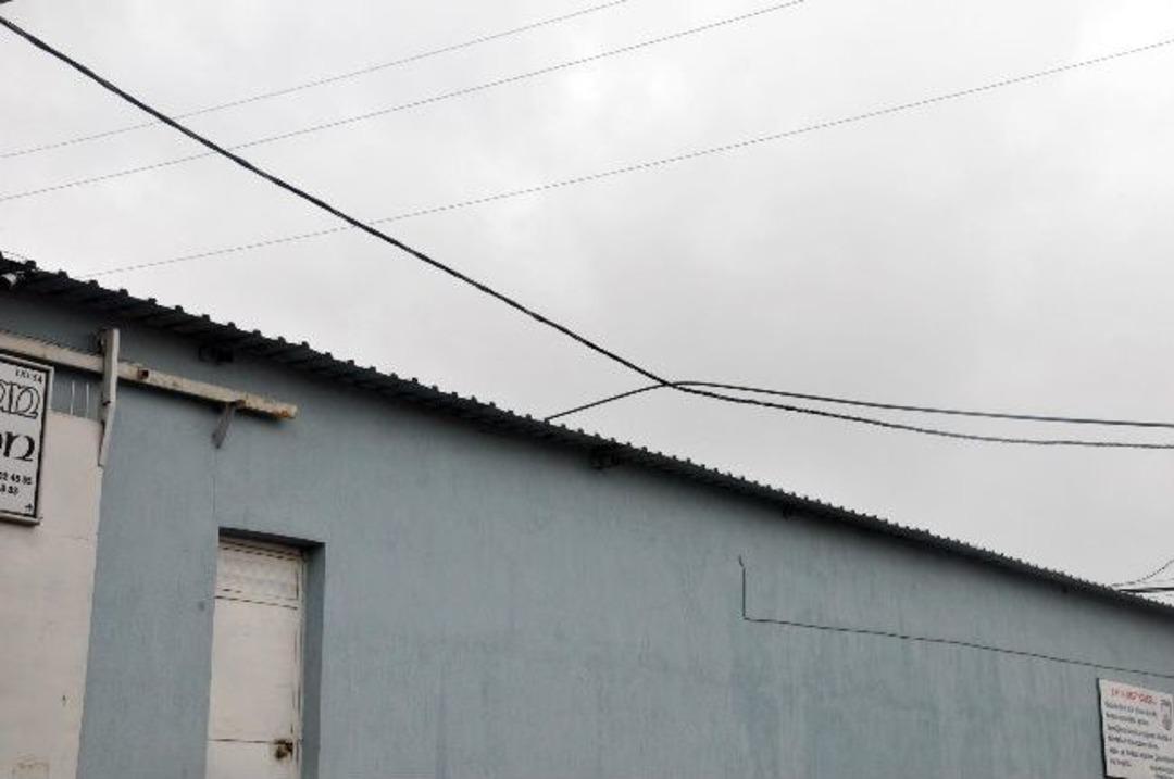 Bomba Değil Y&uuml;ksek Gerilim Patladı