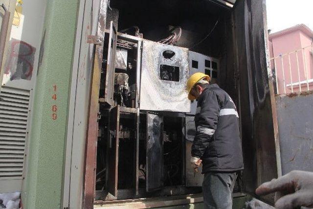 Hakkari&rsquo;de Trafo Patladı 1
