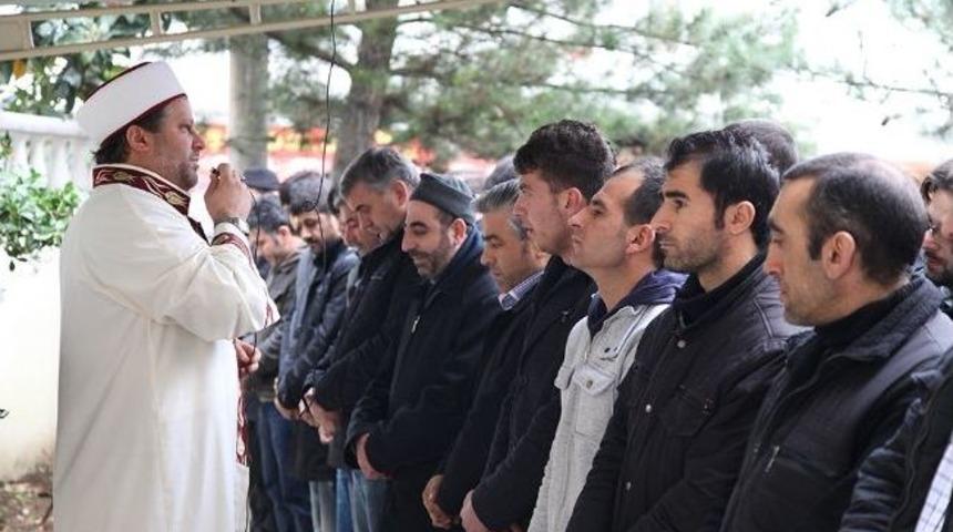 Başkan To&ccedil;oğlu Başsağlığı Diledi