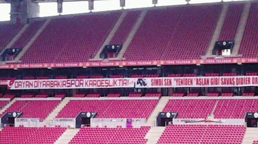 Ultraslan&rsquo;dan Diyarbakırspor&rsquo;a Destek