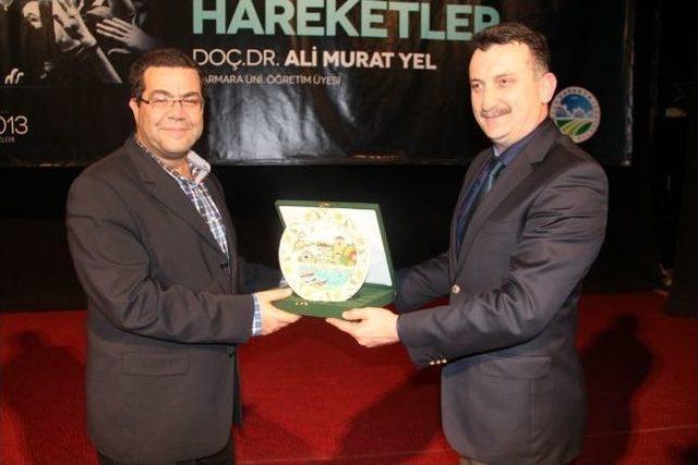 Sakarya'da Hamburgere Karşı Simit Sarayları Konferansı