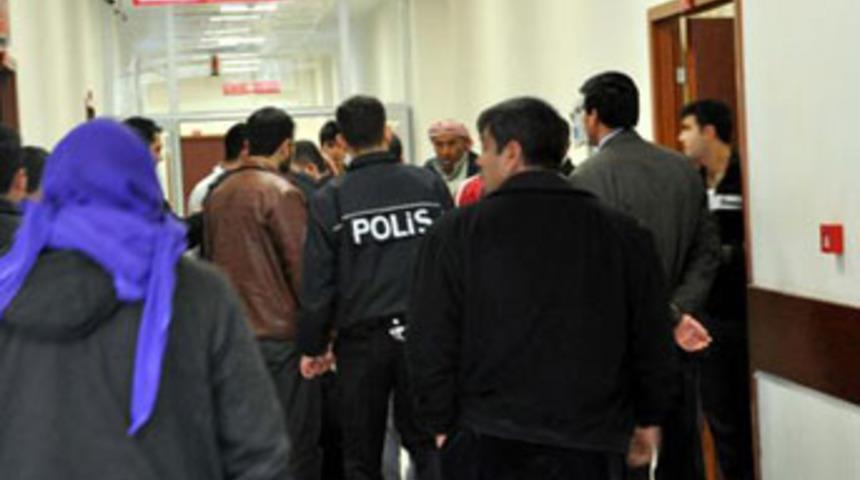 Kanlı &ccedil;ocuk kavgası: 2 &ouml;l&uuml;