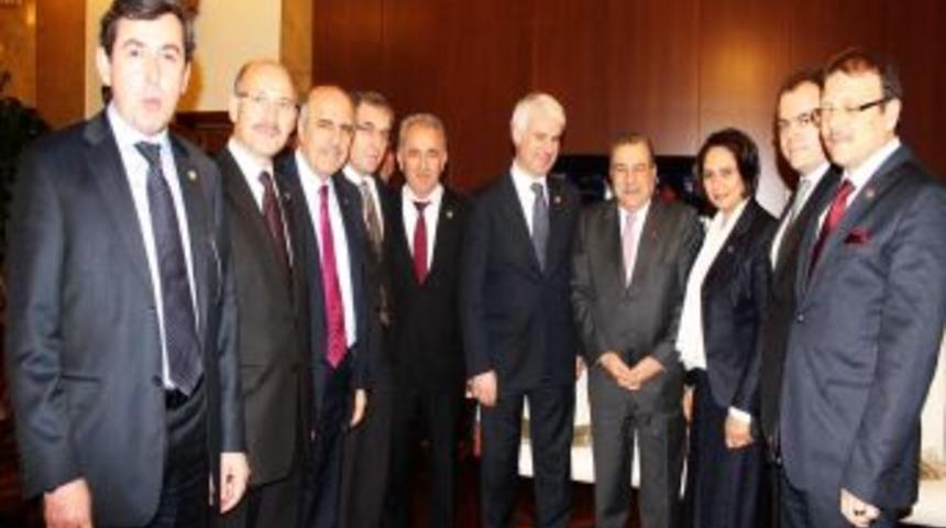 AK Parti Bursa Milletvekilleri, Bakan G&uuml;ler'i Ziyaret Etti