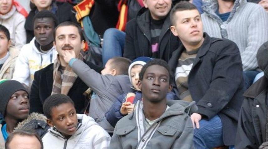 Kayserispor'un Siyahi Taraftarları