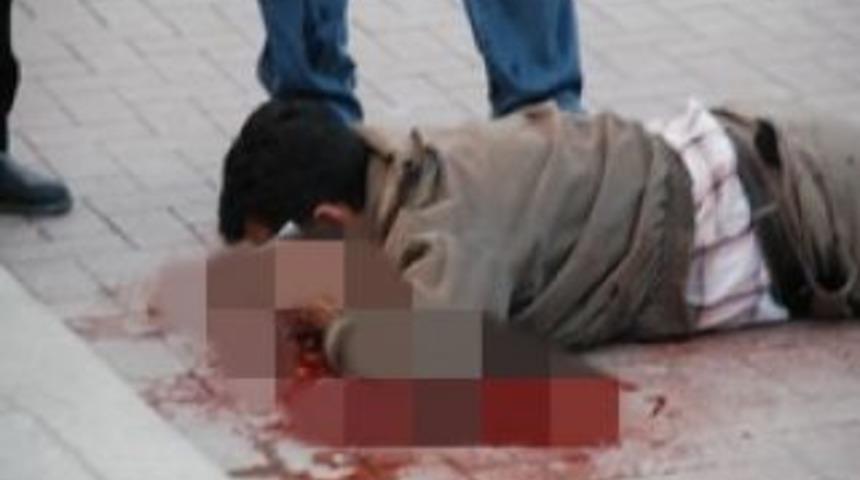 Sokak ortasında baba oğula kurşun yagmuru,,,