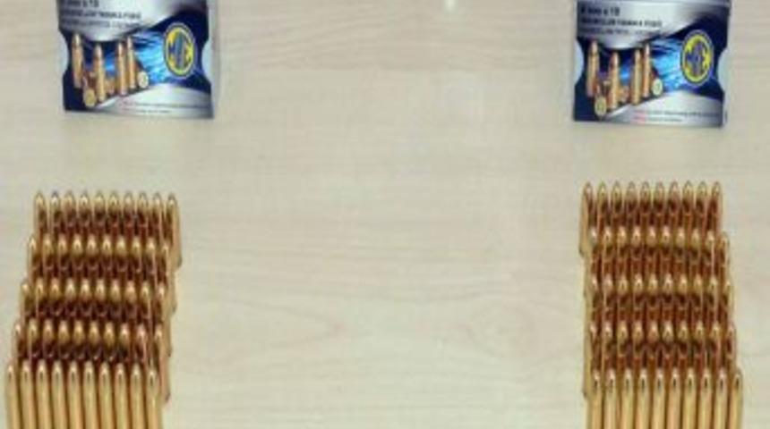 100 Adet Tabanca Mermisi Ele Ge&ccedil;irildi