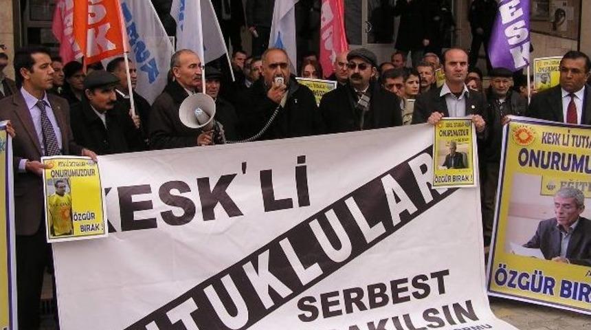 Malatya'da Kck Davası &Ouml;ncesinde, Kesk'ten Basın A&ccedil;ıklaması