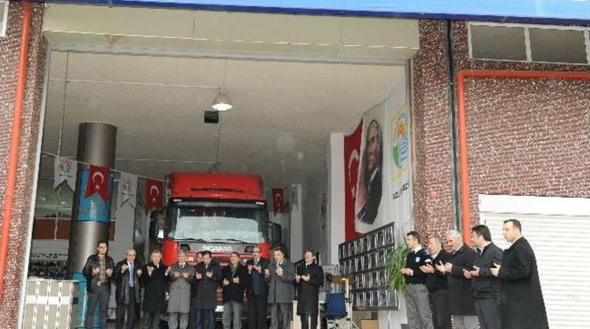 Tuzla&rsquo;dan Suriyeli Sığınmacılara İkinci Yardım Tır&rsquo;ı G&ouml;nderildi