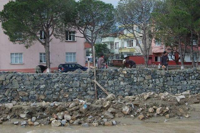 İstinat Duvarları Y&uuml;kseltiliyor 1