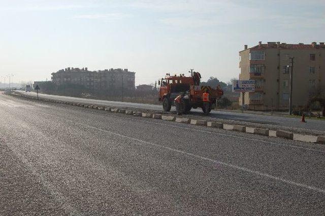 Karayollarında Çalışmalar Sürüyor