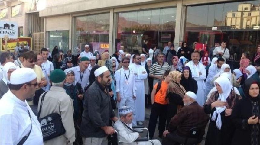 Başkan Mehmet &Ouml;zmen Umreden D&ouml;nd&uuml;