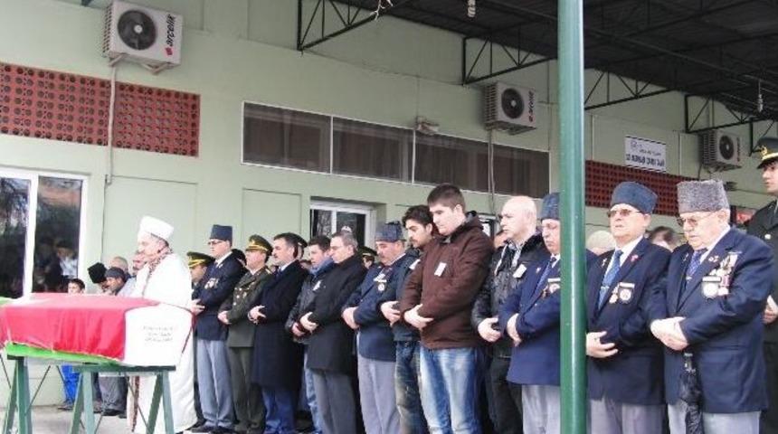 Gemlikli Kore Gazisi &Ouml;ld&uuml;