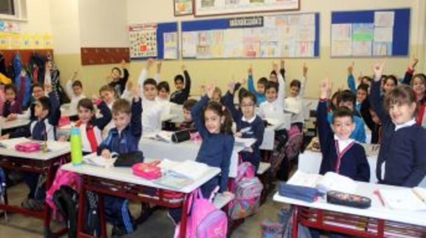 &Ouml;ğrenciler Tatile Doyamadı