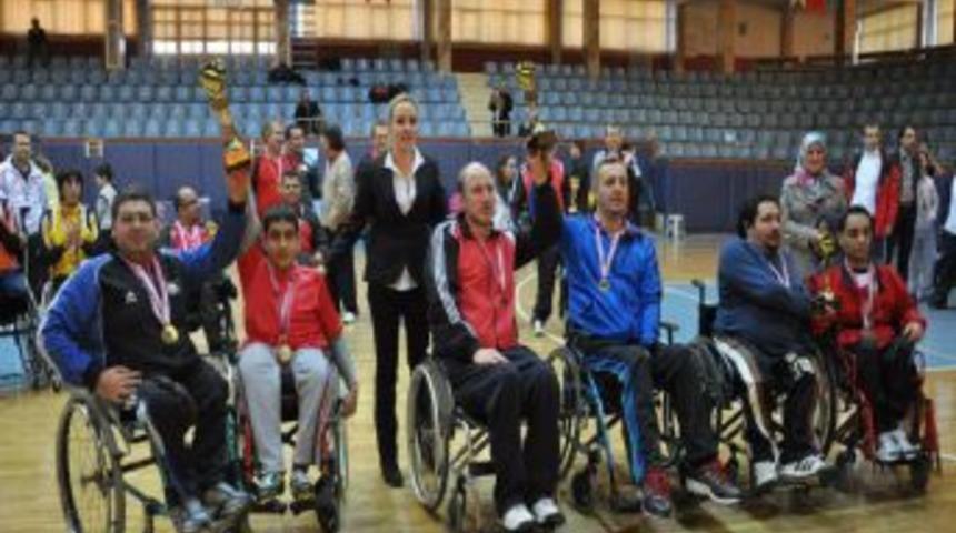 Gen&ccedil; Engellilerin Madalya Gururu