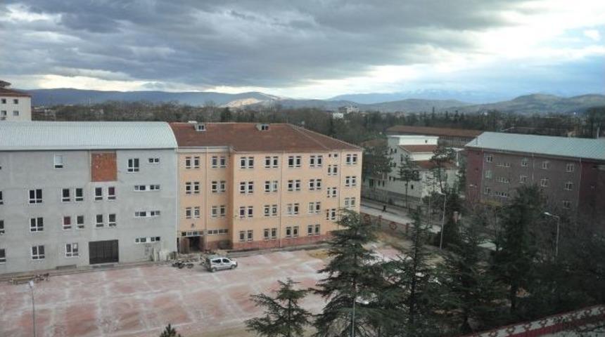 Sevim Yıldız Mesleki Eğitim Kamp&uuml;s&uuml;nde Sona Doğru