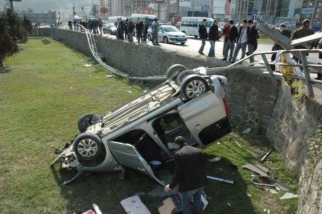 Trabzon'da Trafik Kazası: 1 Yaralı