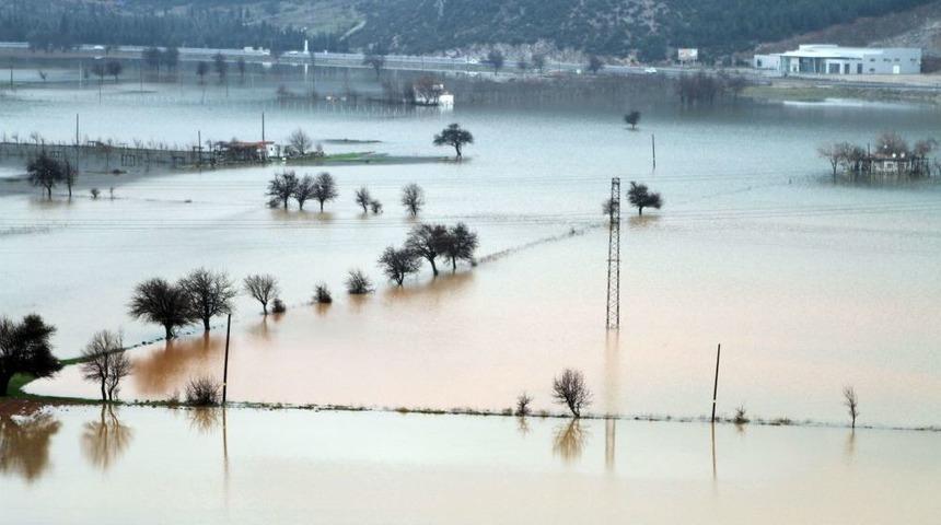Muğla'da G&ouml;le D&ouml;nen Tarlalarda Hasar Tespit &Ccedil;alışmasına Başlandı