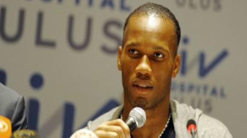 Drogba, Sağlık Kontrol&uuml;nden Ge&ccedil;ti
