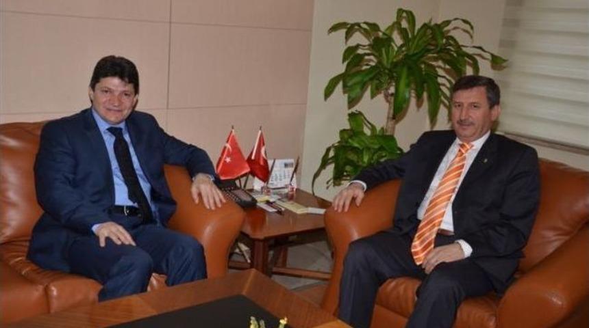 Prof. Dr. Reşit &Ouml;zkanca&rsquo;dan Vali Yılmaz&rsquo;a Veda Ziyareti