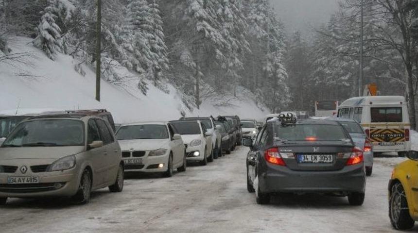 Uludağ&rsquo;da Trafik İşkencesi