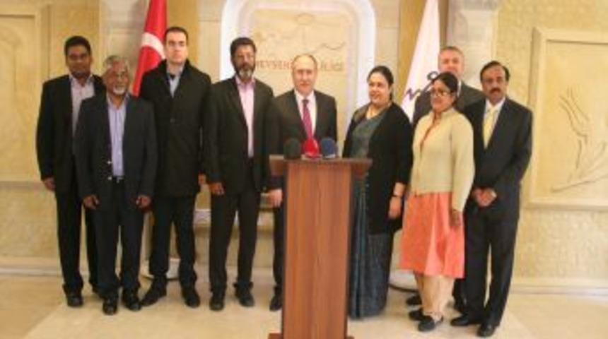 Hindistan B&uuml;y&uuml;kel&ccedil;isi Kapadokya'da