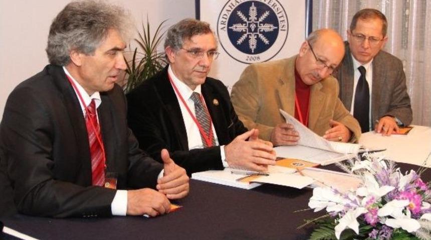 Geleneksel Spor Daları Federasyonu Y&ouml;netim Kurulu Toplantısı Ar&uuml; Ev Sahipliğinde Yapıldı