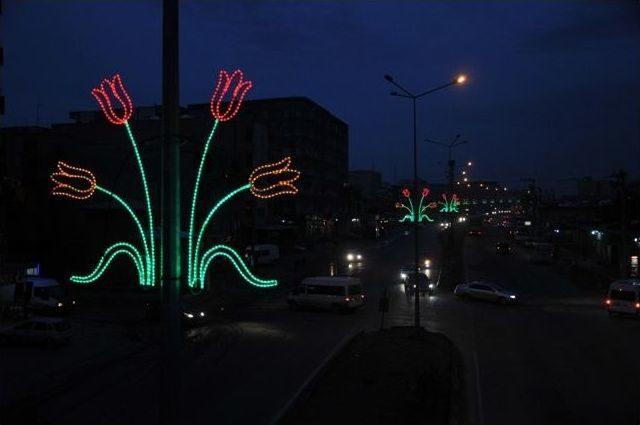 Silopi Belediyesi'nden Işıklandırma Çalışması