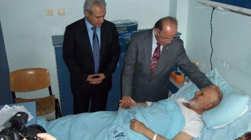 Vali Kolat K&uuml; Tıp Fak&uuml;ltesi Hastane Binasını İnceledi