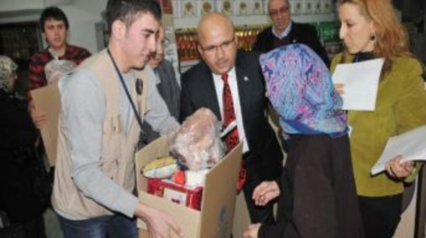 Yarım Elmadan İhtiya&ccedil; Sahiplerine Yardım