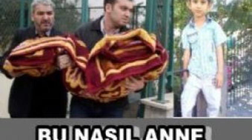 Mehmet ağlaya ağlaya &ouml;l&uuml;me gitti