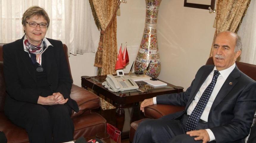 Alman Başkonsolos'tan Vali Harput'a Ziyaret