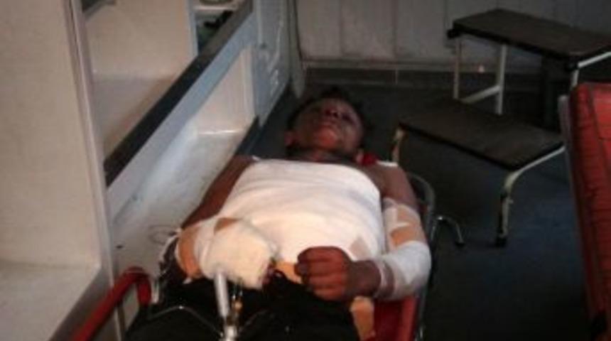 Patlamada Yaralanan Gen&ccedil; Yanık Tedavi Merkezine G&ouml;t&uuml;r&uuml;ld&uuml;