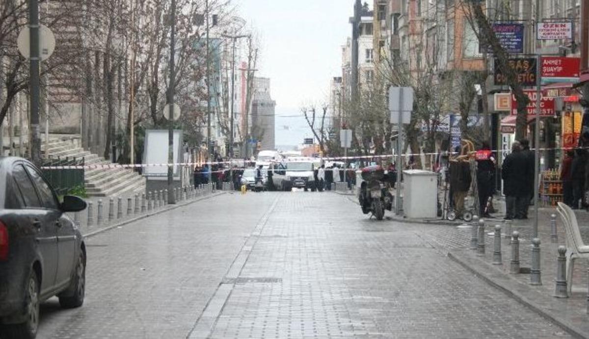 Patlamada Yaralanan Gen&ccedil; Hastaneye Kaldırıldı