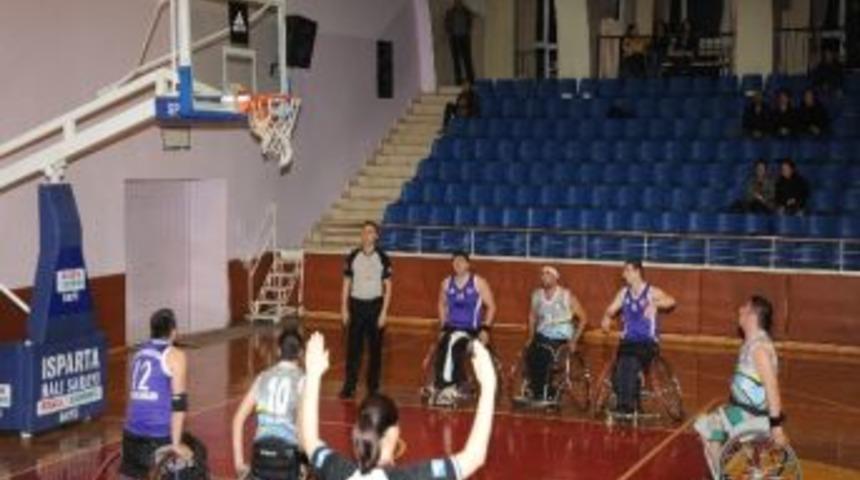 Engelliler İkinci Yarıda Direnmek İstiyor