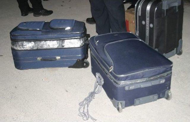 Otobüsle Uyuşturucu Sevkiyatı Polise Takıldı 1