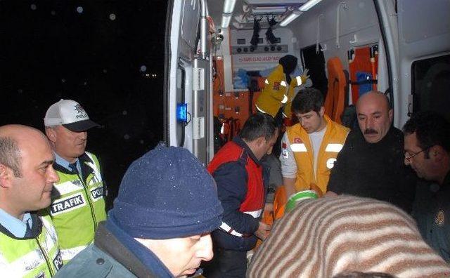 U&ccedil;urumdan Yuvarlanan Tır ın Şof&ouml;r&uuml; G&uuml;&ccedil;l&uuml;kle Kurtarıldı 3