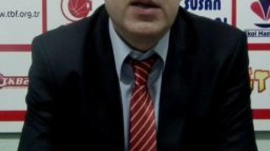 Edirnespor Kadın Basketbol Takımı&rsquo;nda Y&uuml;zler G&uuml;l&uuml;yor