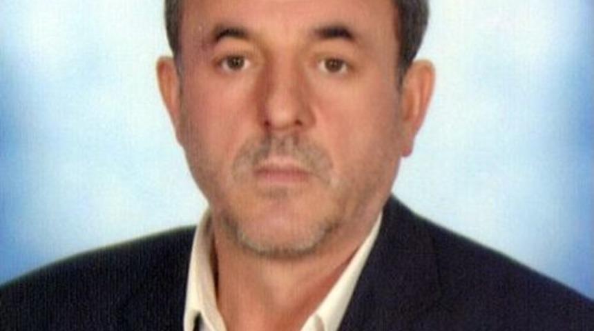 Trakt&ouml;r&uuml;n &Uuml;zerinde &Ouml;l&uuml; Bulundu