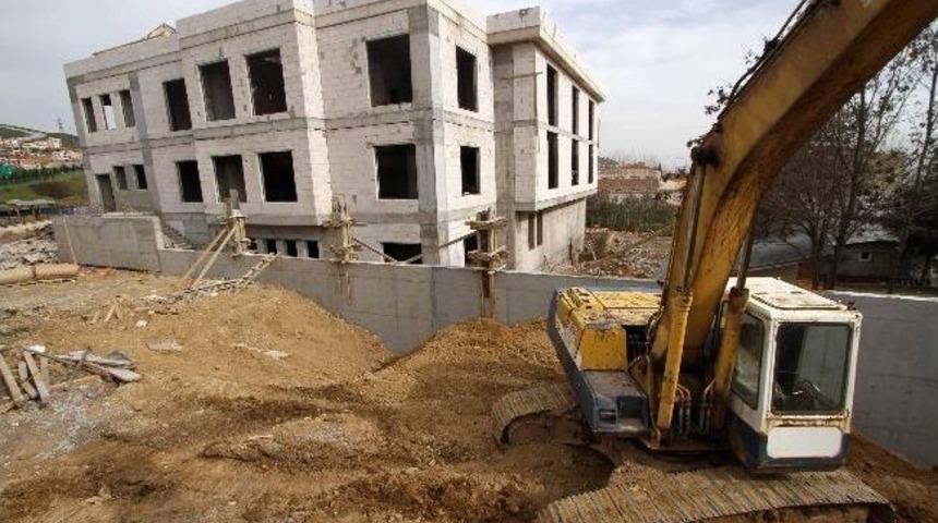 Kuru&ccedil;eşme K&uuml;lt&uuml;r Merkezi Şekilleniyor