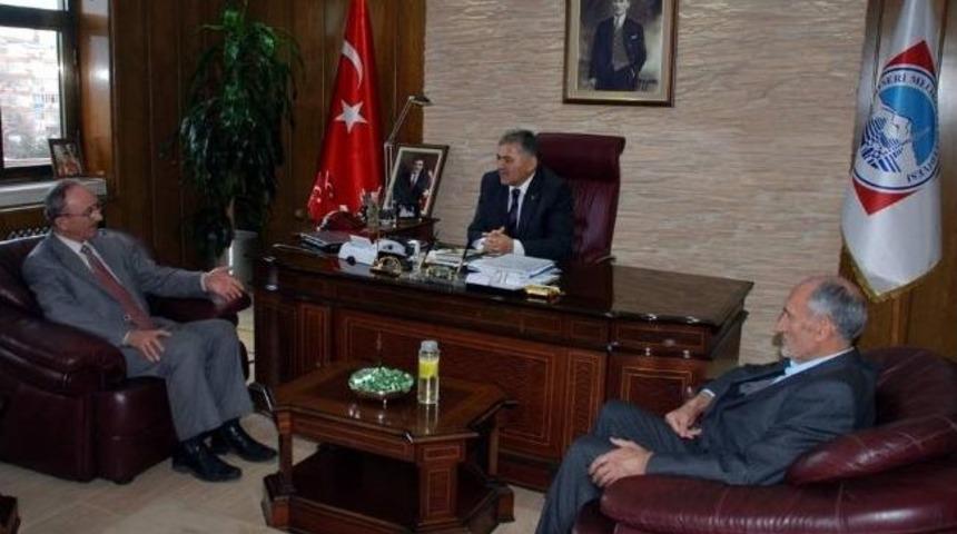 Birleşik Kafkasya Derneği, B&uuml;y&uuml;kkılı&ccedil;'ı Ziyaret Etti