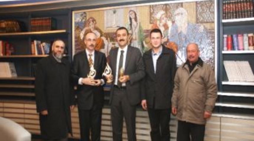 Başkan Bayram&rsquo;a Ağa Mahallesi Merkez Cami Derneğinden Ziyaret