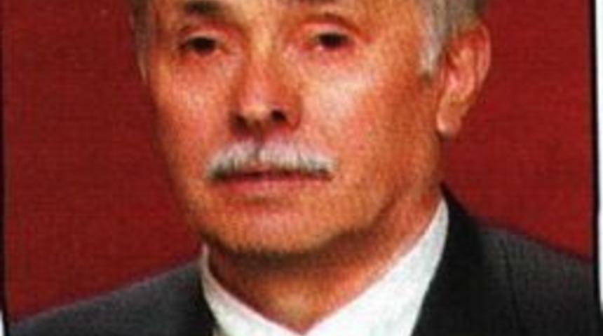 G&ouml;lyaka Eski Belediye Başkanı R&uuml;şt&uuml; Gen&ccedil; Vefat Etti