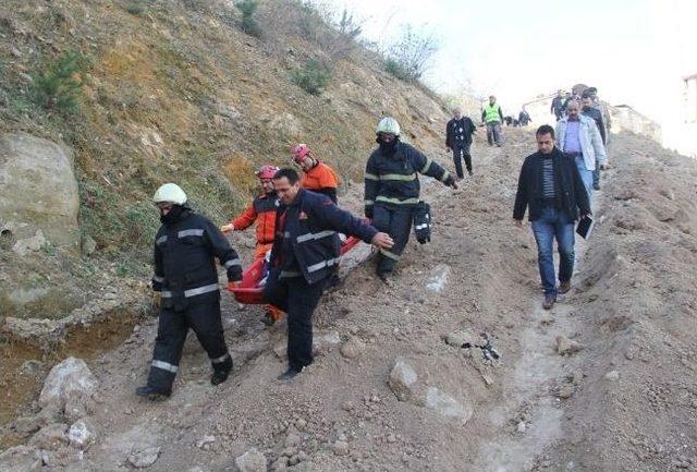 Bina Yıkımı Sırasında Bulunan Cesedin Kimliği Belirlendi