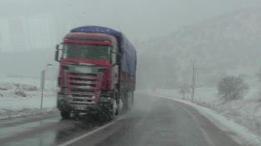 Beyşehir&rsquo;de Kar Yağışı