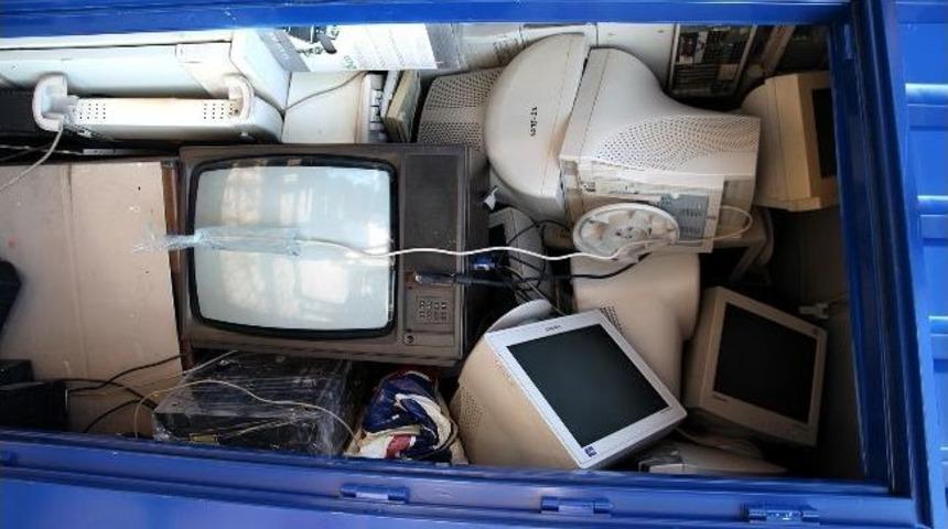 Sakarya B&uuml;y&uuml;kşehir Belediyesi Elektronik Atık Toplamada Marmara Birincisi